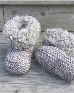 Beskrivning Fluffiga babyboots