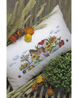 Broderikit Kudde Gården